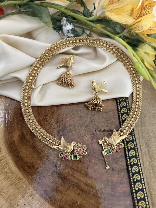 Overall Bird necklace set | Worn around the neck