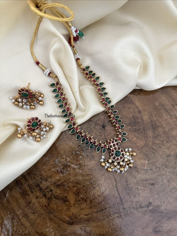 Kemp and green stone classic attigai set