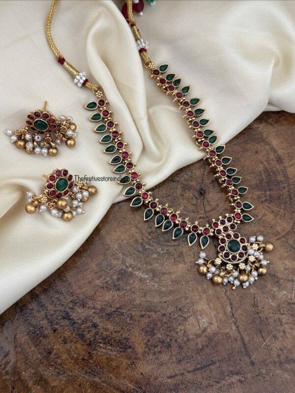 Kemp and green stone classic attigai set