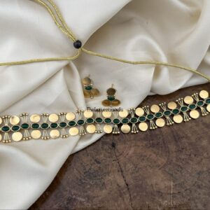 Non idol kaasu Green stone choker set