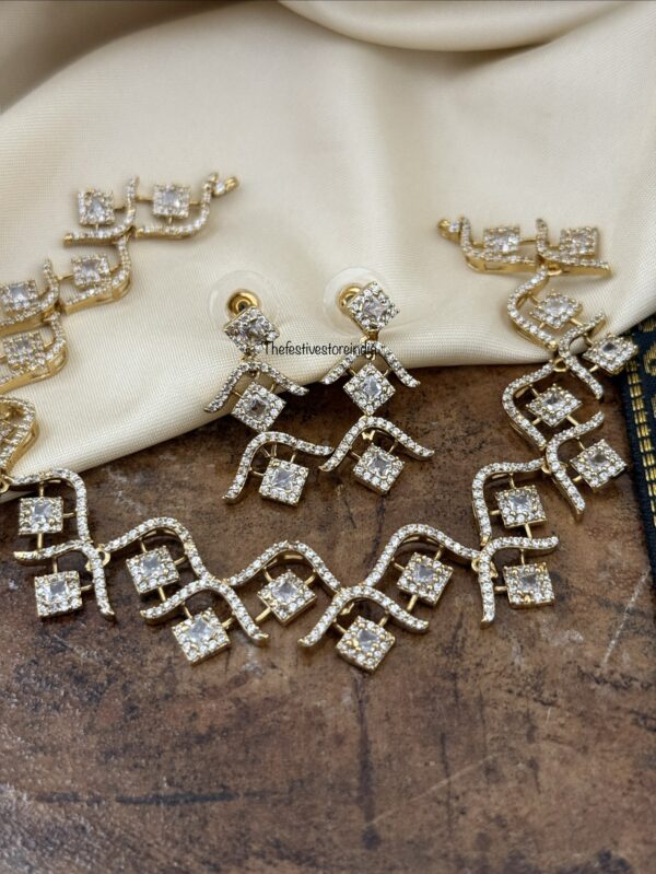 Designer diamonds necklace set
