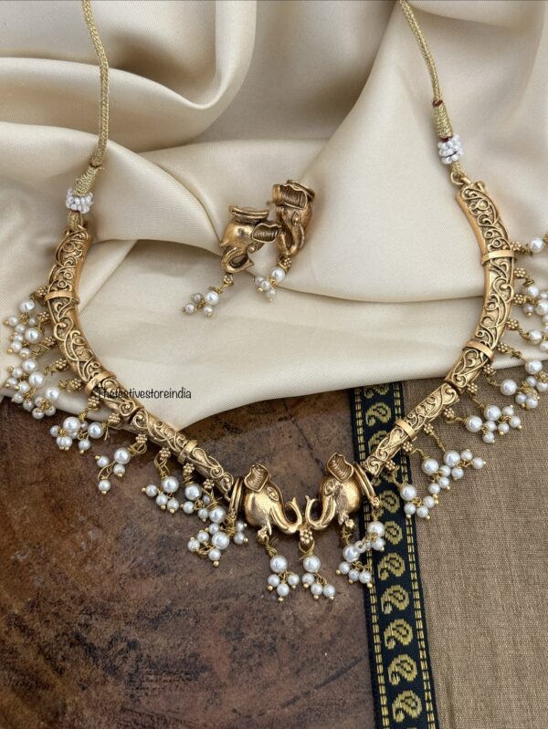 Contemporary Ambaari / Elephant rice pearls set