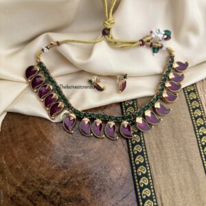 Purple enamel and green stone mango / manga necklace set