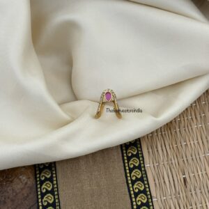 Simple Vanki finger ring - Rubyrose stone