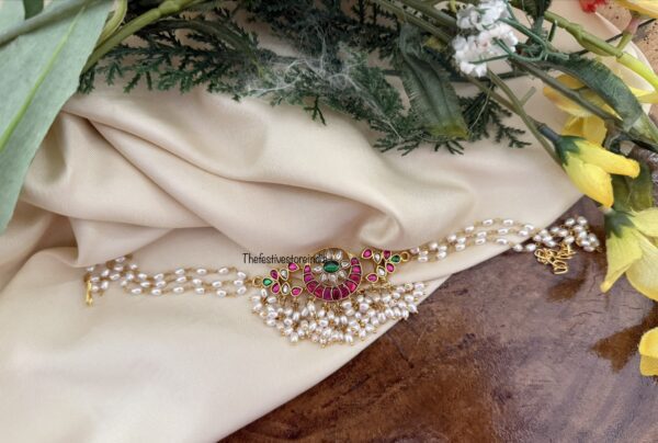 Jadau Simple motif with rice pearls choker