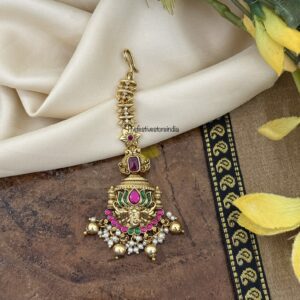 Non idol lotus Maangtikka with gold beads | red stone