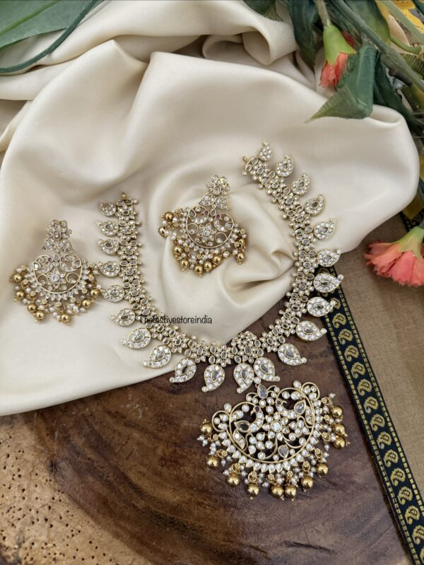 Premium all white Mango / Manga necklace set