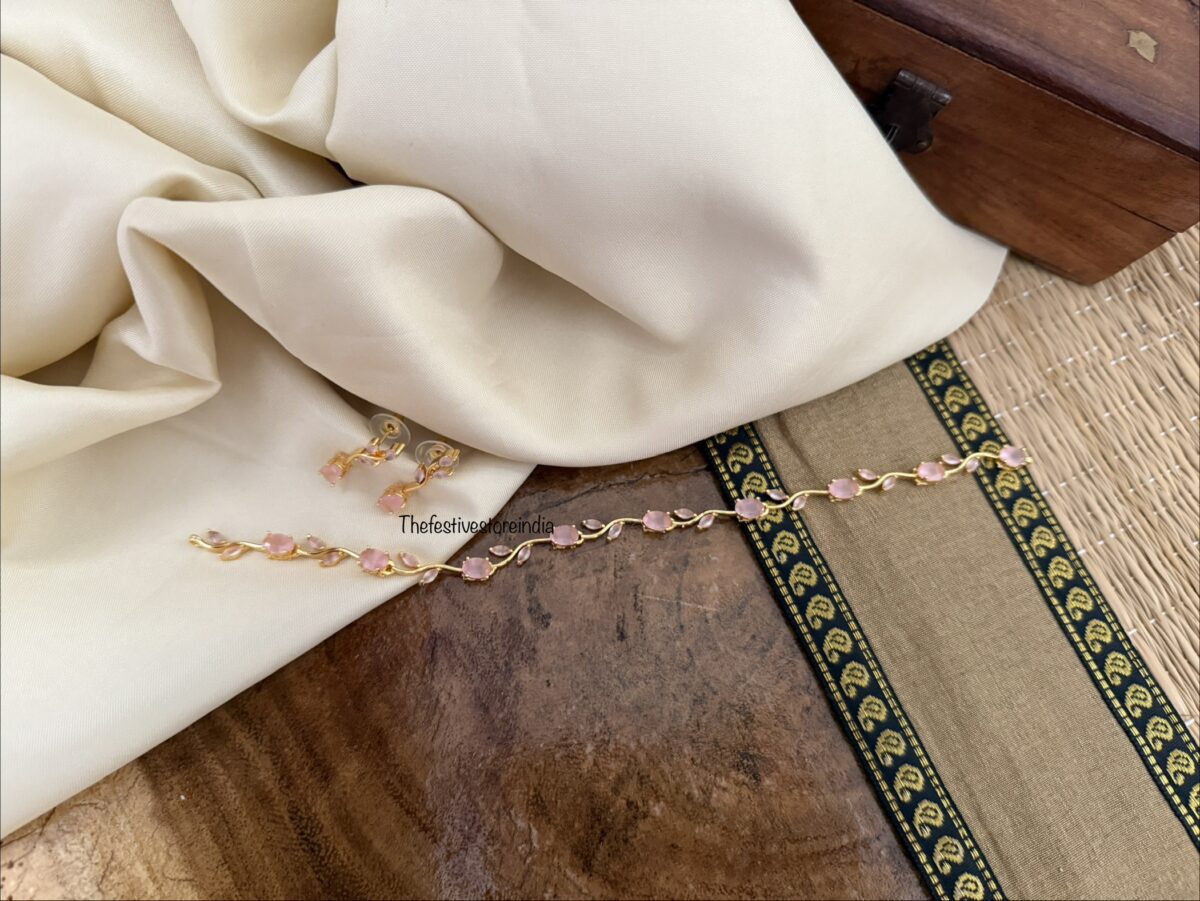 Leafy kids friendly necklace set - Pink