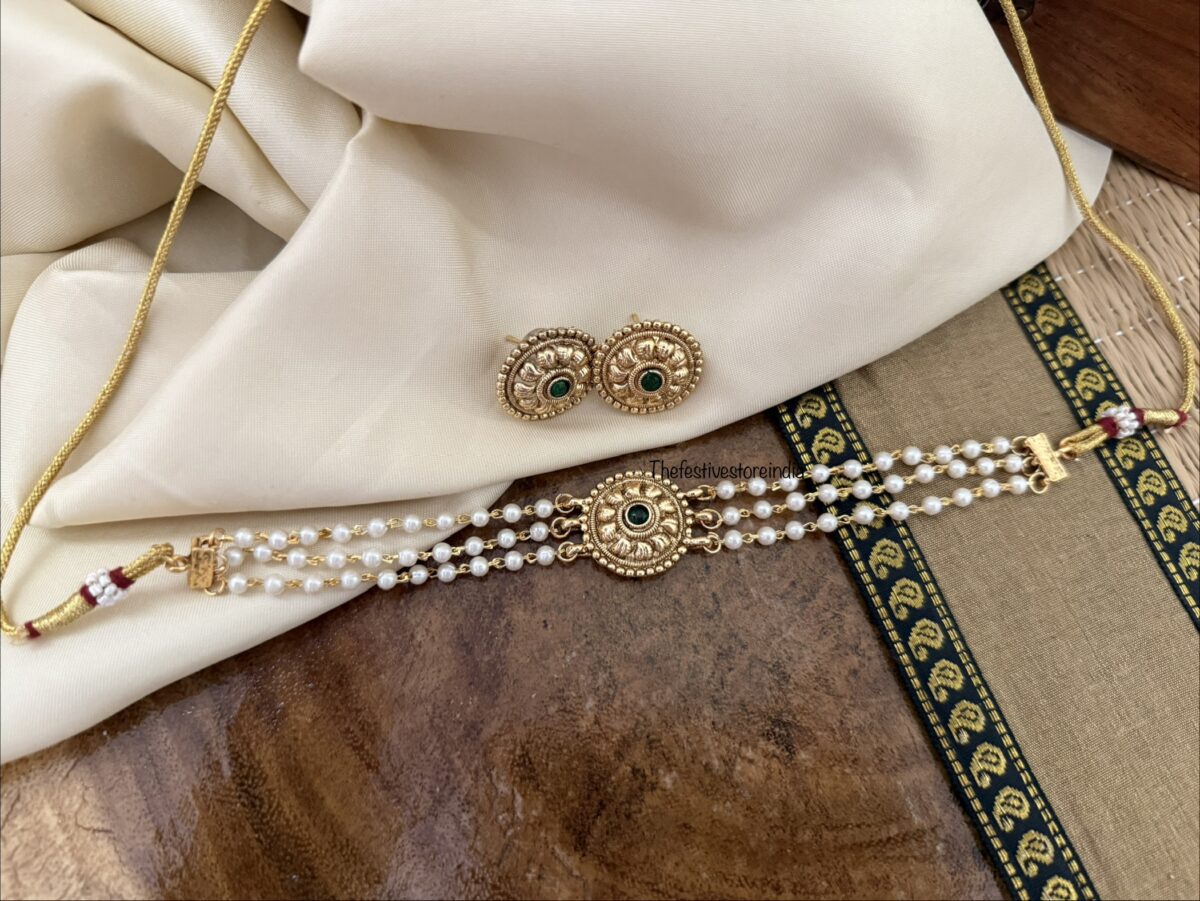 Pearls pendant choker set