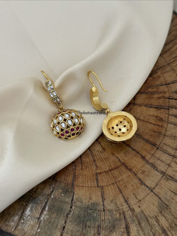 Jadau fusion hook earrings