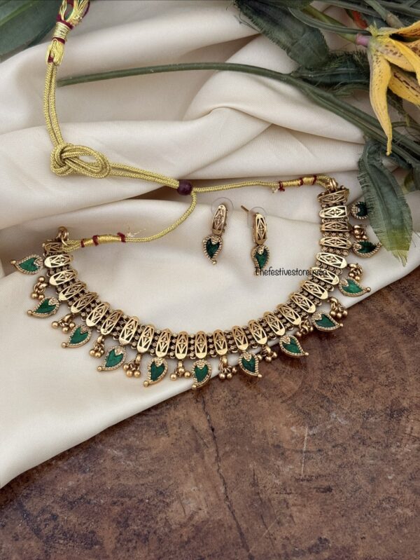 Antique polish enamel green mango necklace set
