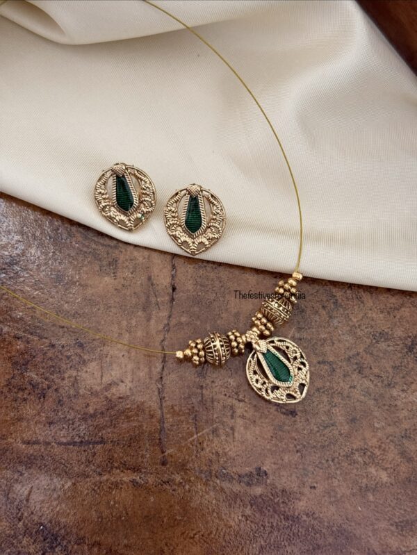 Palakka invisible chain set