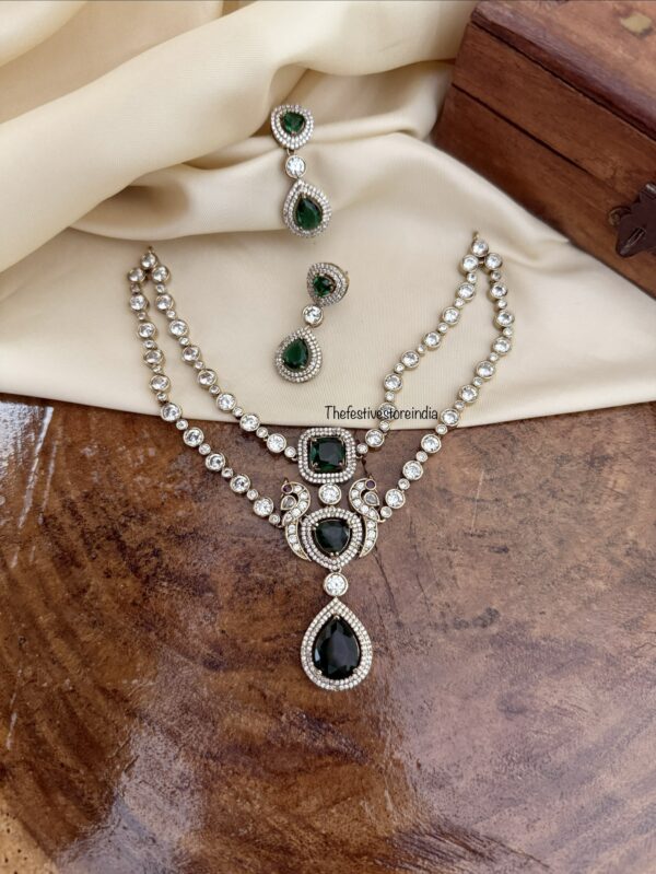 Classic 2 layer Victorian necklace set