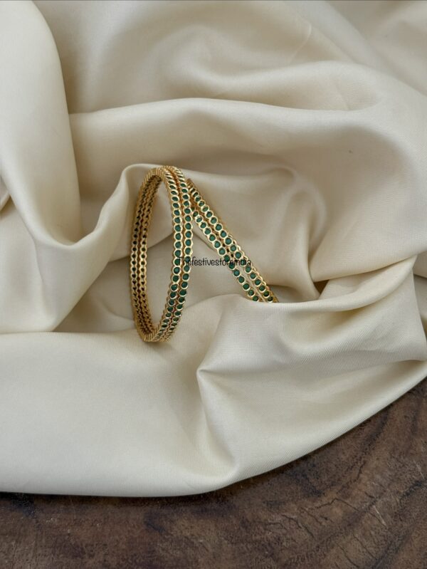 Set of 4 classic Green stone bangles