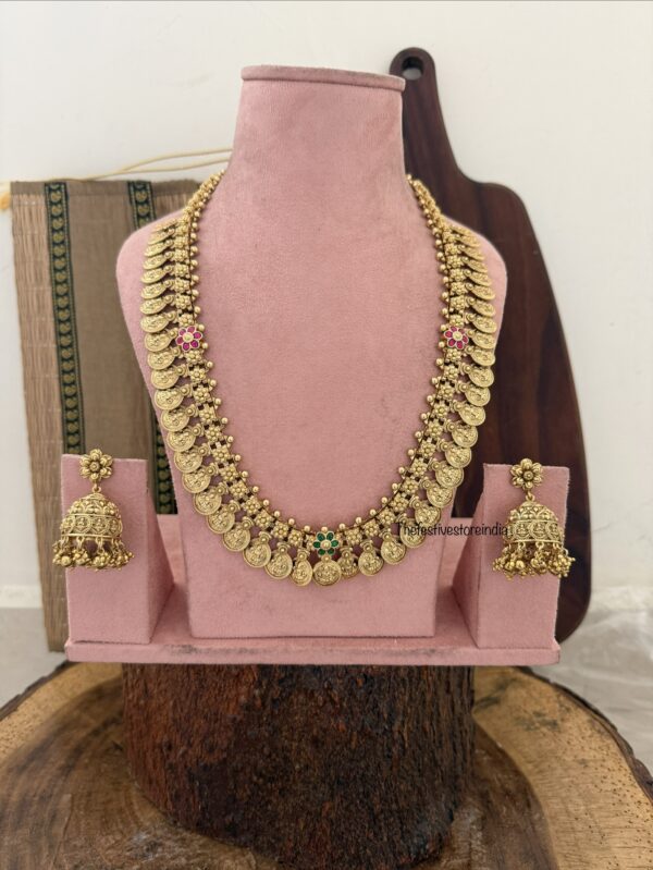 Lakshmi kaasu bottu haaram with jhumkas | Bridal