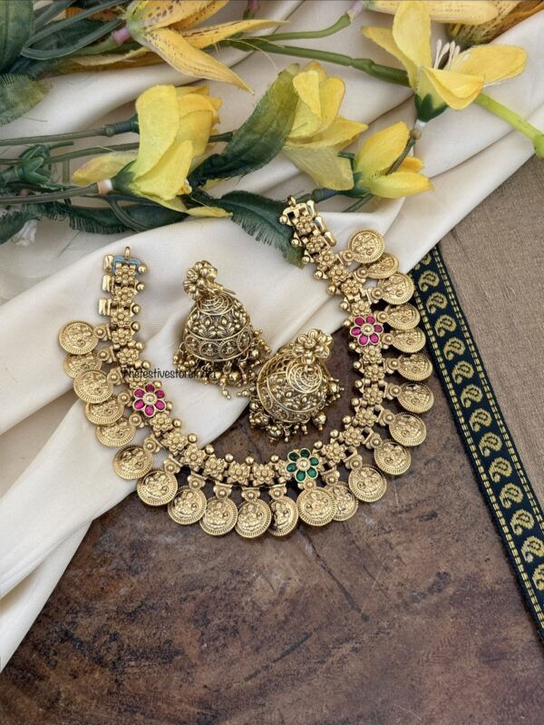 Lakshmi kaasu bottu necklace with jhumkas | Bridal