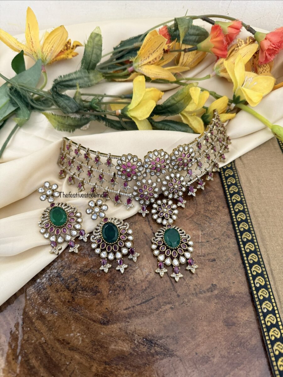 Heavy bridal choker set | High neck