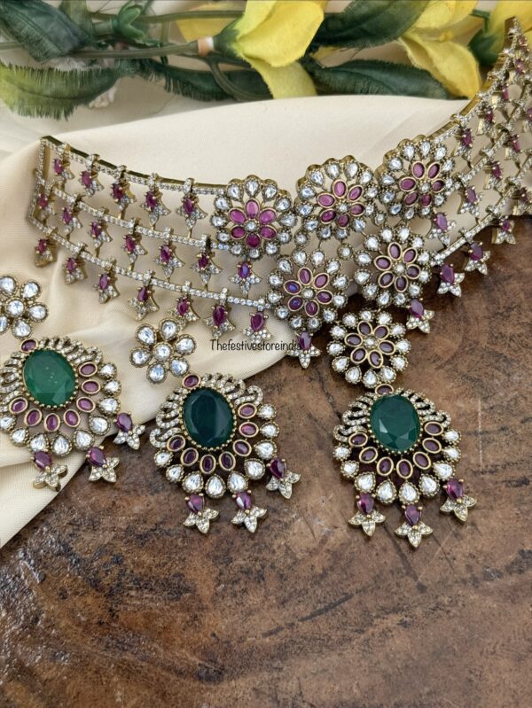 Heavy bridal choker set | High neck