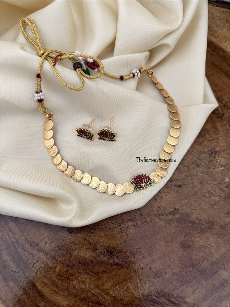 Lotus kaasu necklace set