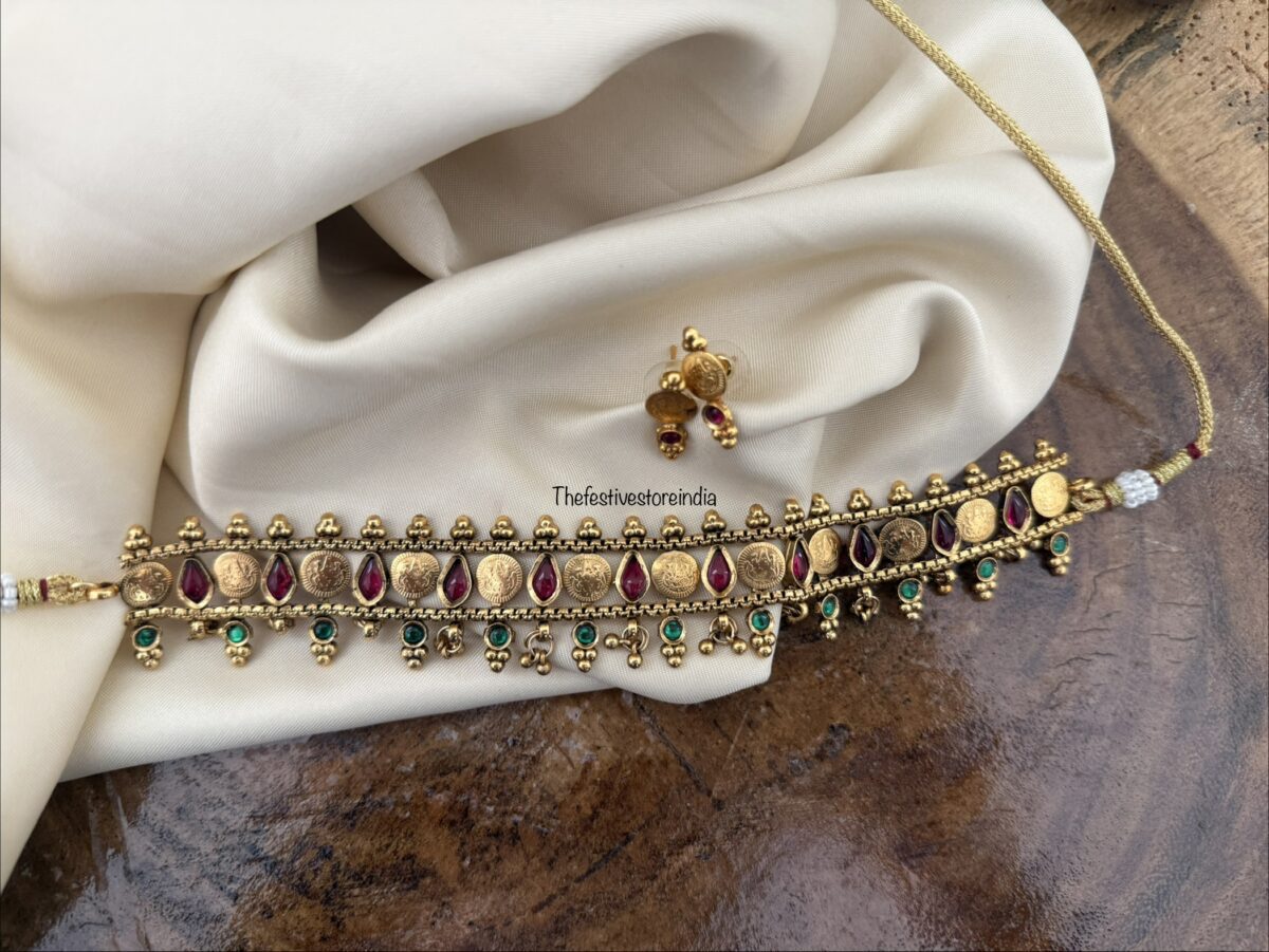 Budgeted lakshmi kaasu red green stone choker set