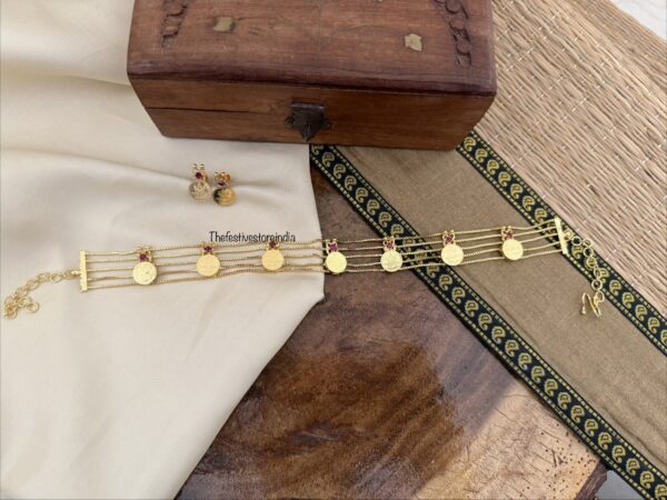 Micro gold KAASU choker with screwback earrings | Kerala Style