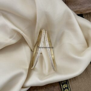 Set of 4 simple diamond bangles