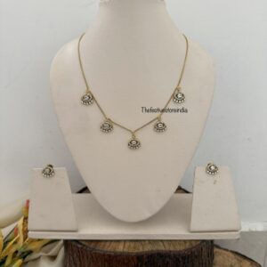40cms Dainty diamonds necklace set