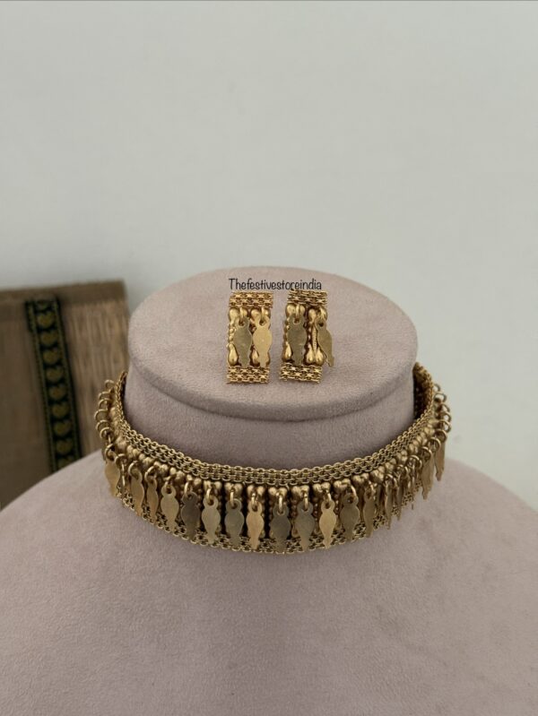 Matte gold finish elakkathali choker set | Kerala design