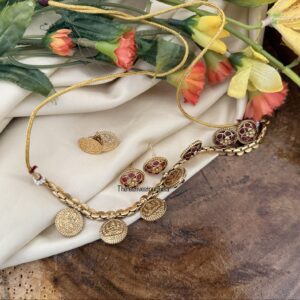 Reversible kemp and lakshmi necklace with 2 pairs of earrings