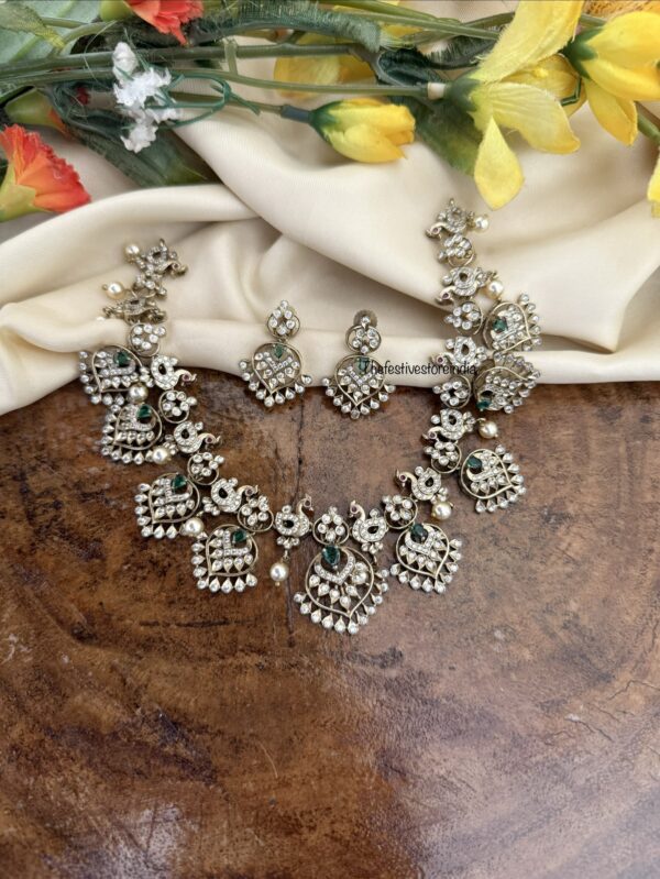 Victorian polish pearl drops necklace with screwback earrings