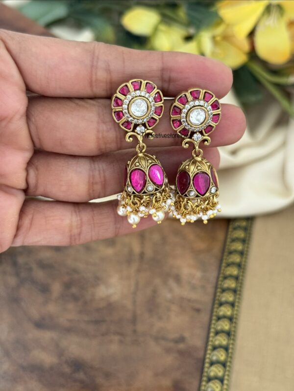 Jadau kemp jhumkas