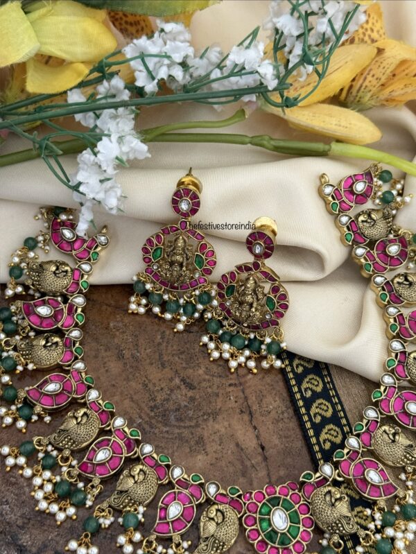Jadau antique polish Lakshmi bridal necklace set