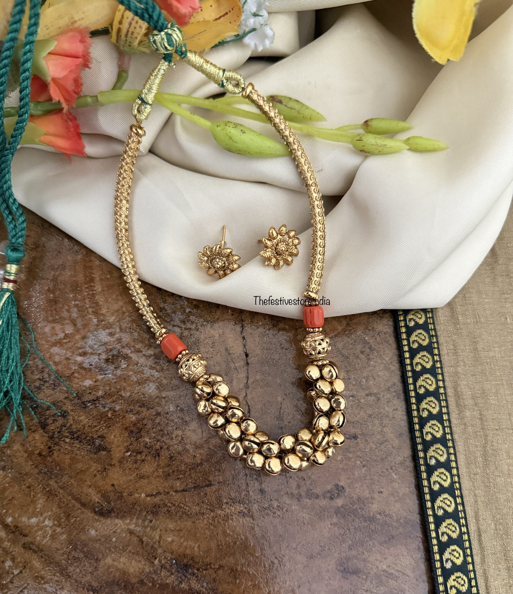 Coral Ghunghroo necklace set