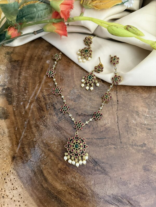 Antique kemp bottu necklace set