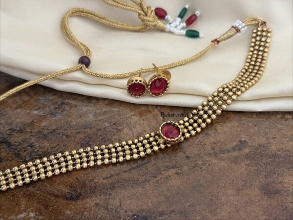 Simple red stone choker set