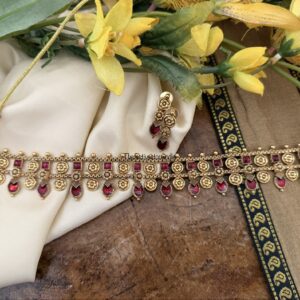 Non idol Enamel painted and stone choker set - Maroon