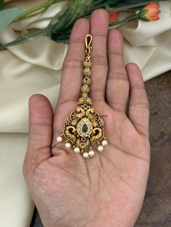 Antique polish classic maangtikka