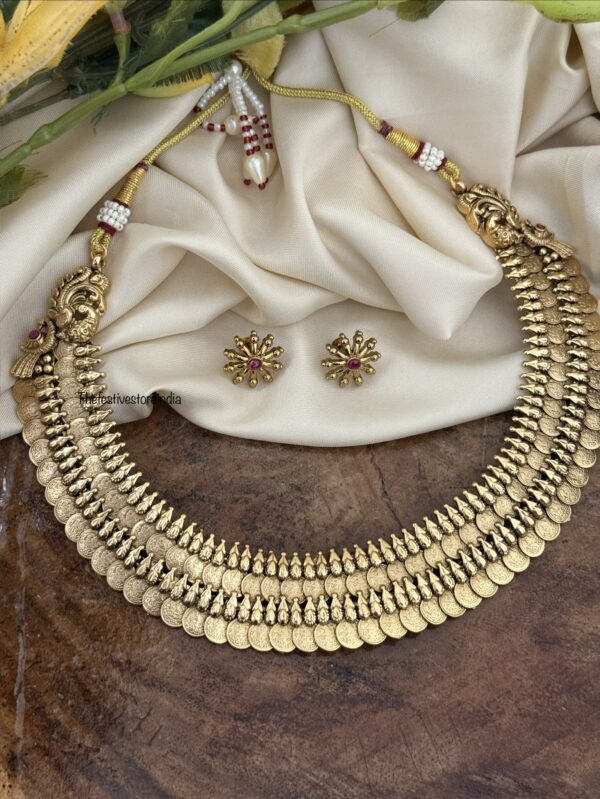 2 layer antique Kaasu necklace with screwback studs