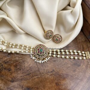 Round pendant pearls choker set
