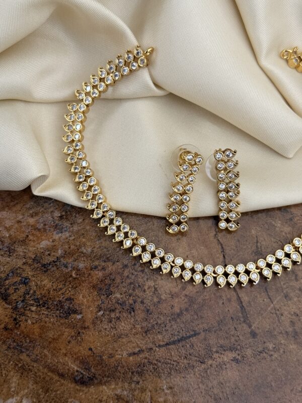 White stones AD necklace set | Simple