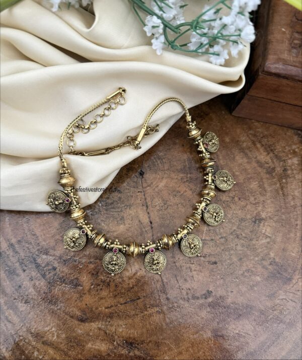Antique carved Lakshmi bottu necklace