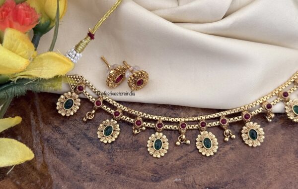 Budgeted matte gunghroo drops choker set