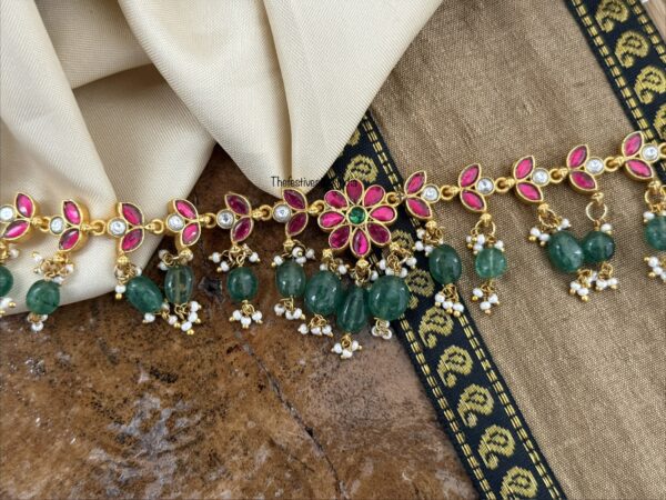 Jadau floral choker necklace | Green drops