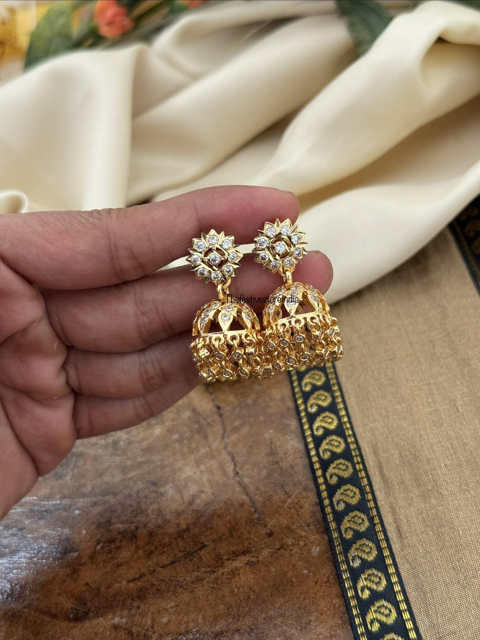 Panchaloha screwback detachable jhumka | All white | Jhumki