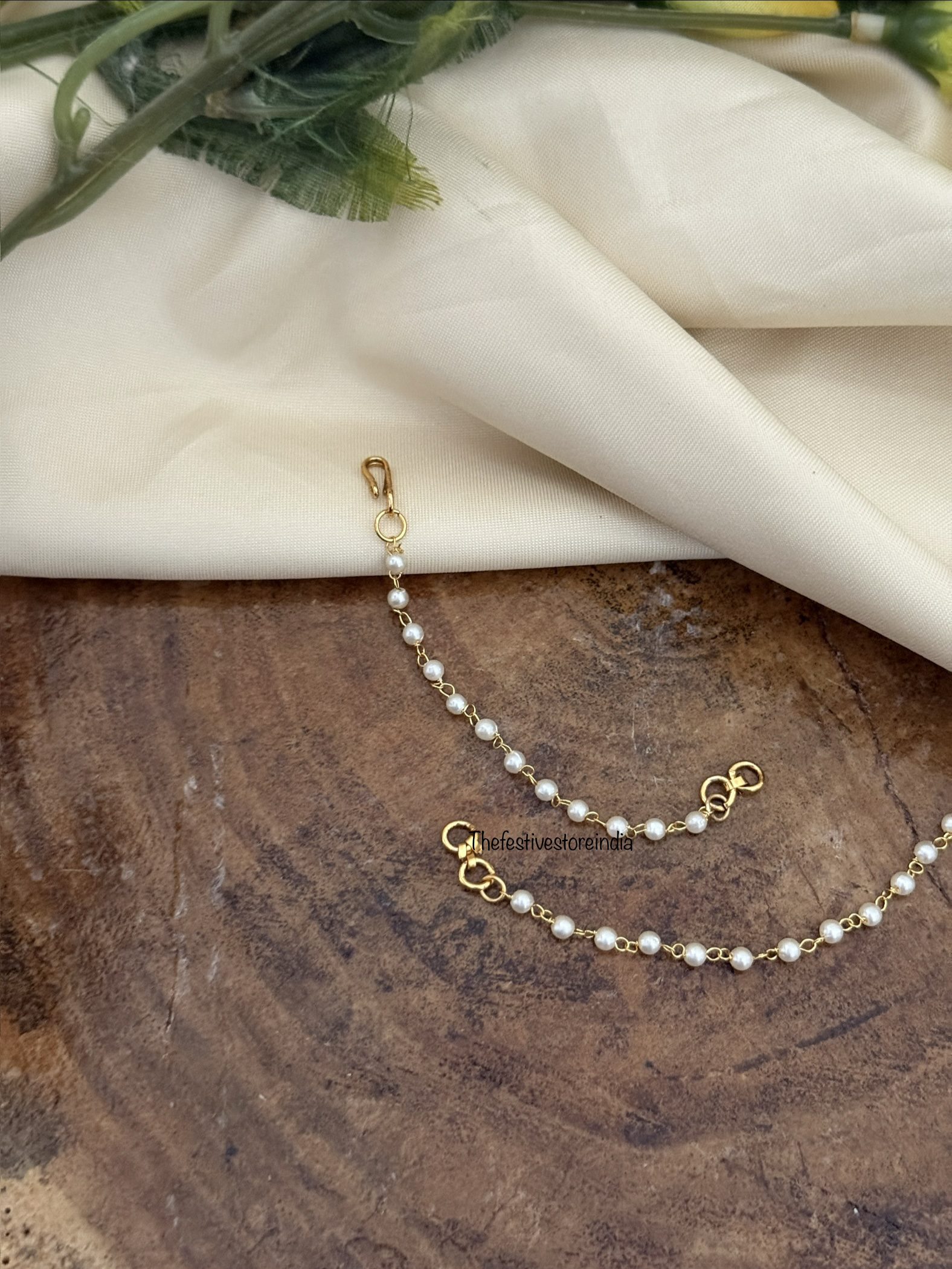 Kids friendly single layer ear chain | 7.5cms