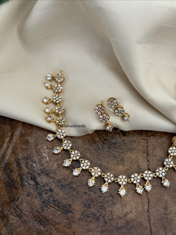 Diamond droplets choker necklace set