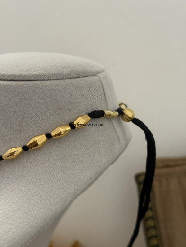 Bormala Single layer haara - Sara | Haaram | 62cms